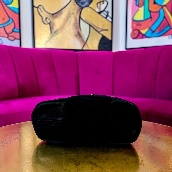 Michael Kors Millbrook Hobo Tote in Black Signature Canvas & Leather - Picture 4 of 5